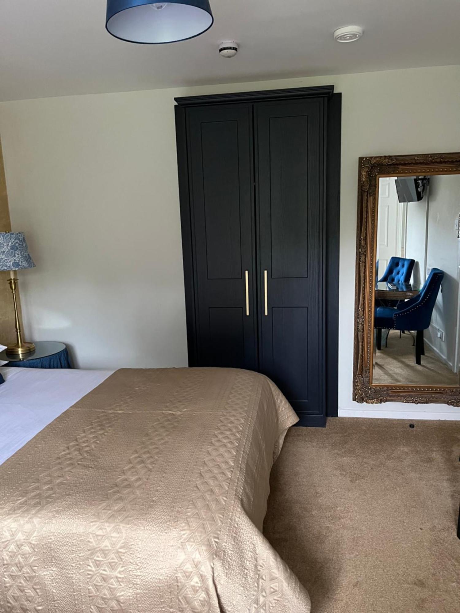 Overdale Motel ลิสเบิร์น ภายนอก รูปภาพ